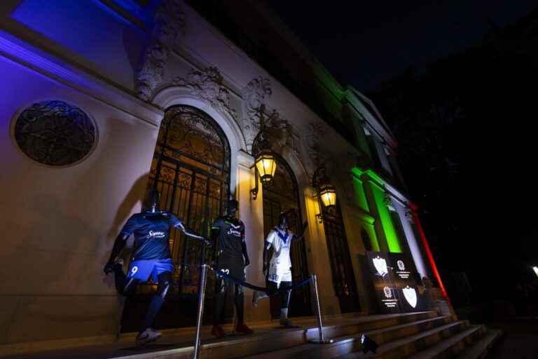 PresentacionEmbajada_203