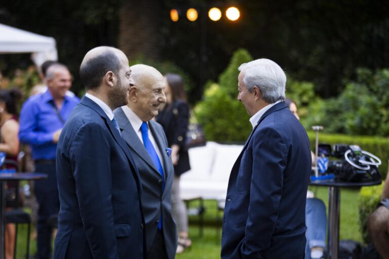 PresentacionEmbajada_67 b